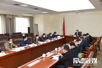曹立军调度政府投资项目建设工作：完善项目管理体制 提高政府投资效益