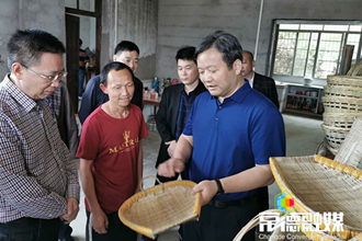曹立军赴澧县调研督导脱贫攻坚、防汛备汛等工作