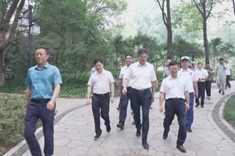 罗毅君带队开展安全生产督导检查